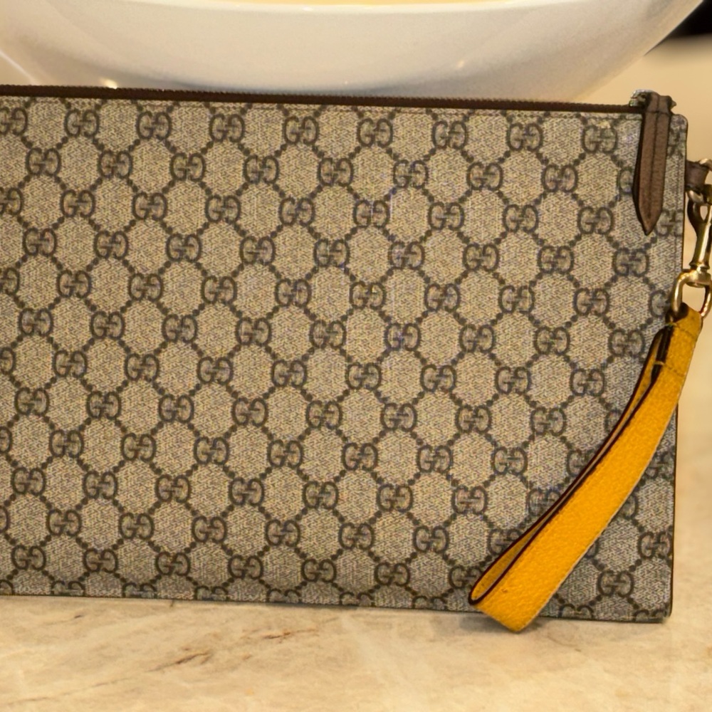 Gucci Brown GG Monogram Wristlet with Gold Logo and Yellow Strap - Picture 4 of 11